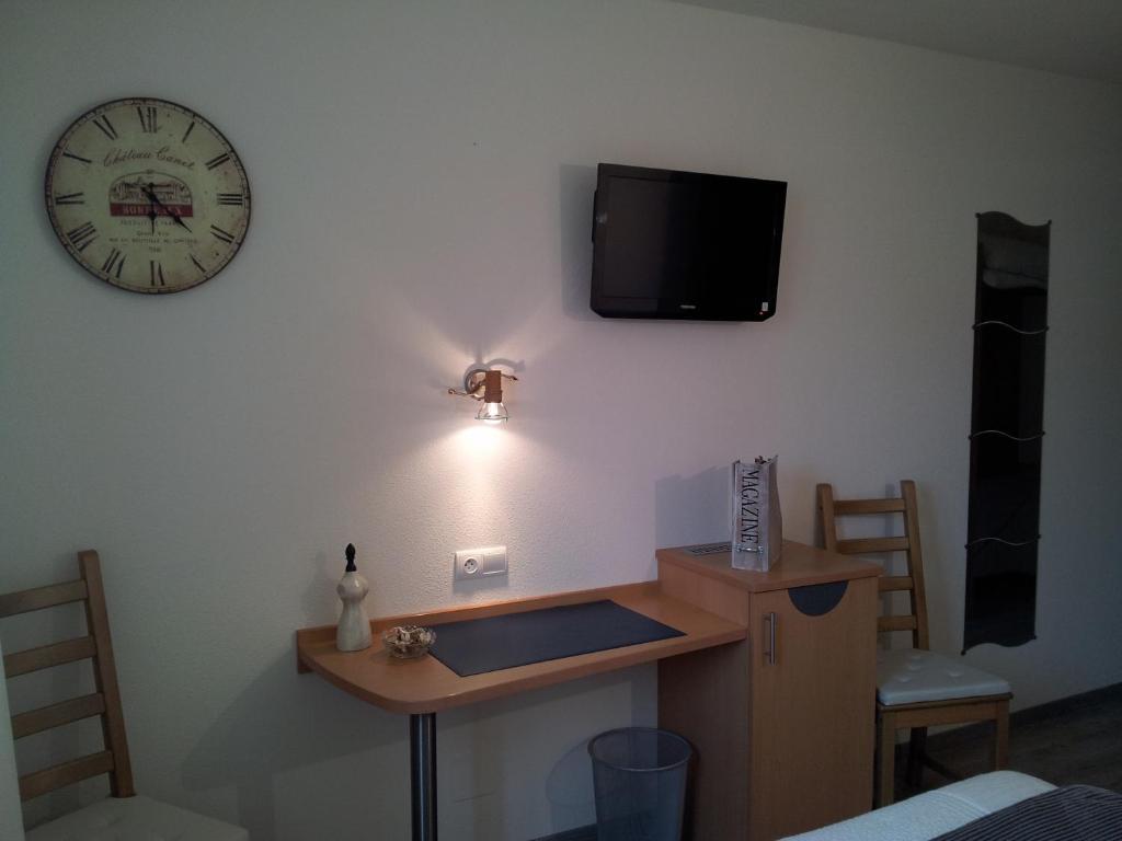 Hôtel Des Bois Seltz Quarto foto